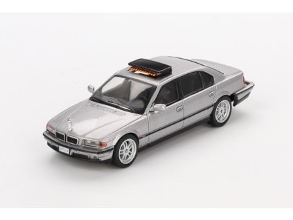 BMW 750IL "Tomorrow Never Dies" James Bond 007 German 1:64 - MiniGT  BMW 750 James Bond - kovový model