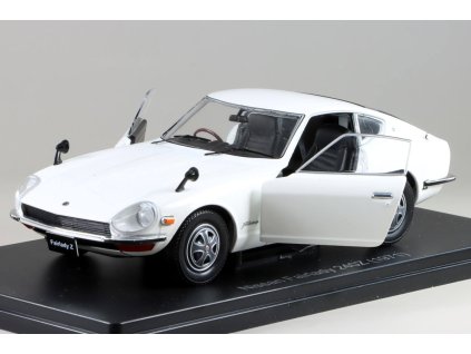Nissan Fairlady 240Z 1971 1:24 - Hachette časopis s modelem  Nissan Fairlady - kovový model