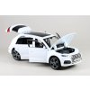Audi Q5 bílá 1:32 - Tayumo  Audi Q5 - kovový model