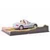 BMW Z3 Spider James Bond model s figurkami 1999 1:43 časopis s modelem  BMW Z3 Spider - kovový model auta