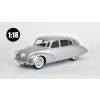 Tatra 87 1938 1:18 - MCG  Tatra T87 1:18 - kovový model auta