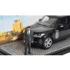 Prezident Ukrajiny V. Zelenskyj a Range Rover SV L405 - 2017 1:43 - LCD Models  V. Zelenskyj a Range Rover SV - 2017 - kovový model