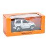 Mitsubishi Pajero 1991 stříbrná 1:43 - MAXICHAMPS  Mitsubishi Pajero 1991 - kovový model