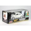 Volkswagen Beetle 1966 bílá 1:24 - MOTORMAX  VW Beetle - kovový model