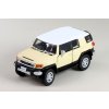 Toyota FJ Cruiser Ivory RHD 1:64 - BM Creations  Toyota FJ Cruiser - kovový model