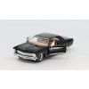 Buick Riviera 1965 1:24 - Maisto  Buick Riviera - kovový model auta 1/24