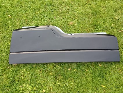 Spodní zadní dveře Discovery 4