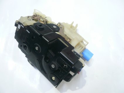 Zámek dveří FABIA zadní L /centrál. zamykání  N.V (3B4839015AN, 3B4839015AG, 3B4839015K )