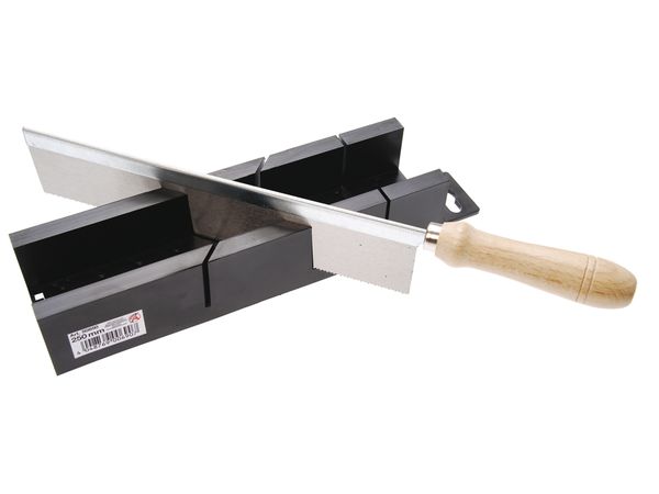 BGS Technic BGS 50850 Čapovacia píla s pokosovou pílou
