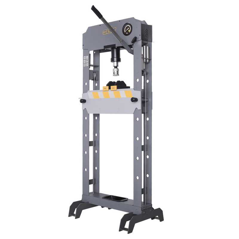 Hydraulický lis 30t, s ručnou pákou a manometrom - SP-30H