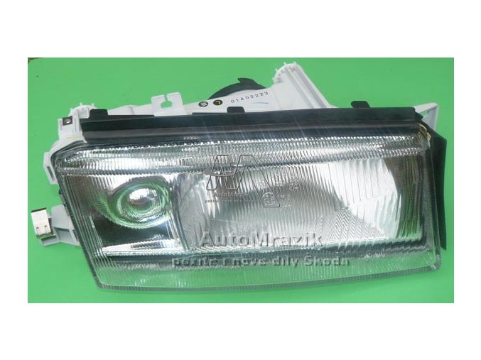 Přední světlo, světlomet, lampa pravá Octavia 1997-