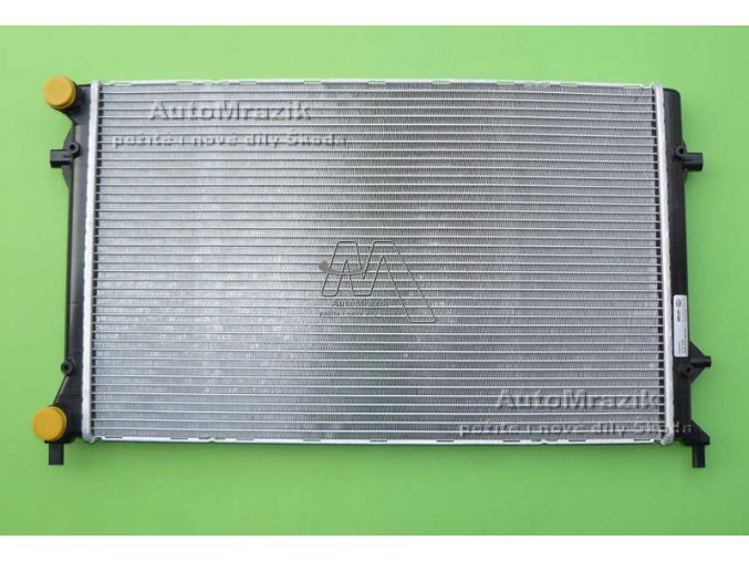 automrazik 1K0121251P Chladič vody Octavia II, Yeti 1,4, 1,6 650x418mm