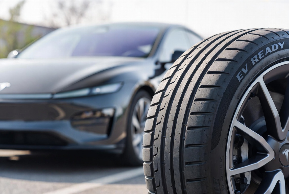 ⚡Opravdu elektromobily potřebují speciální pneumatiky?