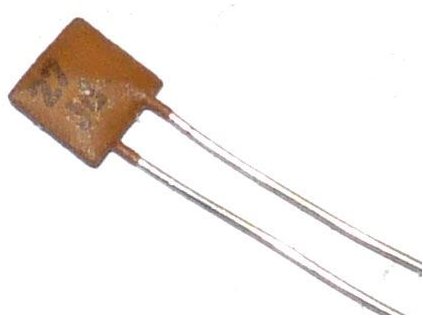 27pF/250V TK775, keramický kondenzátor