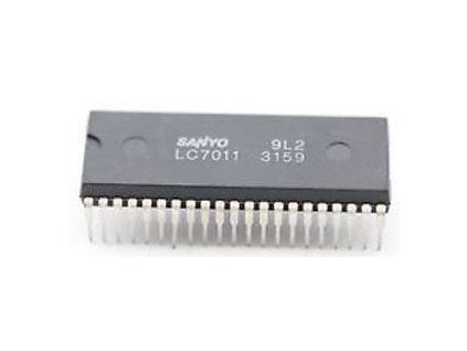 LC7011 - PLL frekvenční syntéza