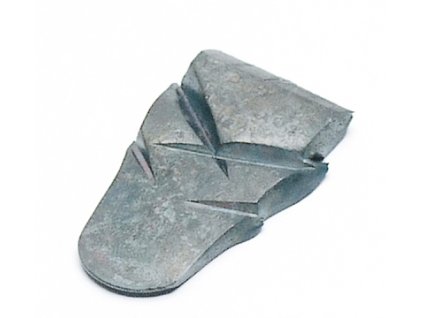 Klínek kovaný široký cca 25x40mm (odběr bal. 10ks)