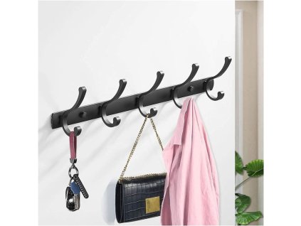 Věšák na oděvy an stěnu