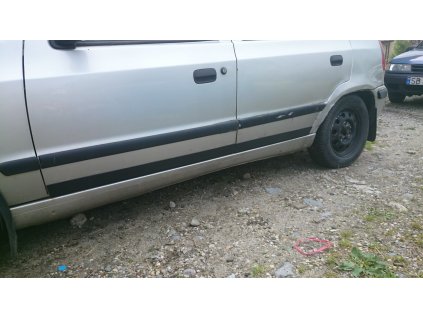 Spodní lišta na boční dveře Škoda Felicia 1994-2001