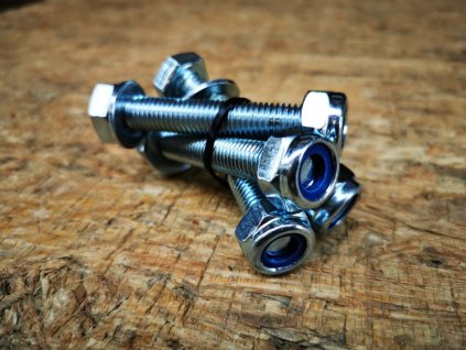 Sada šroubů 4x M10x60 8.8 + 4x podl. + 4x matice (sada pro 4š. přírubový čep)