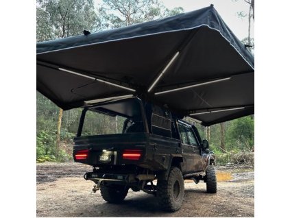 Markýza samonosná na auto vějířová 360° černá 2m na pravou stranu