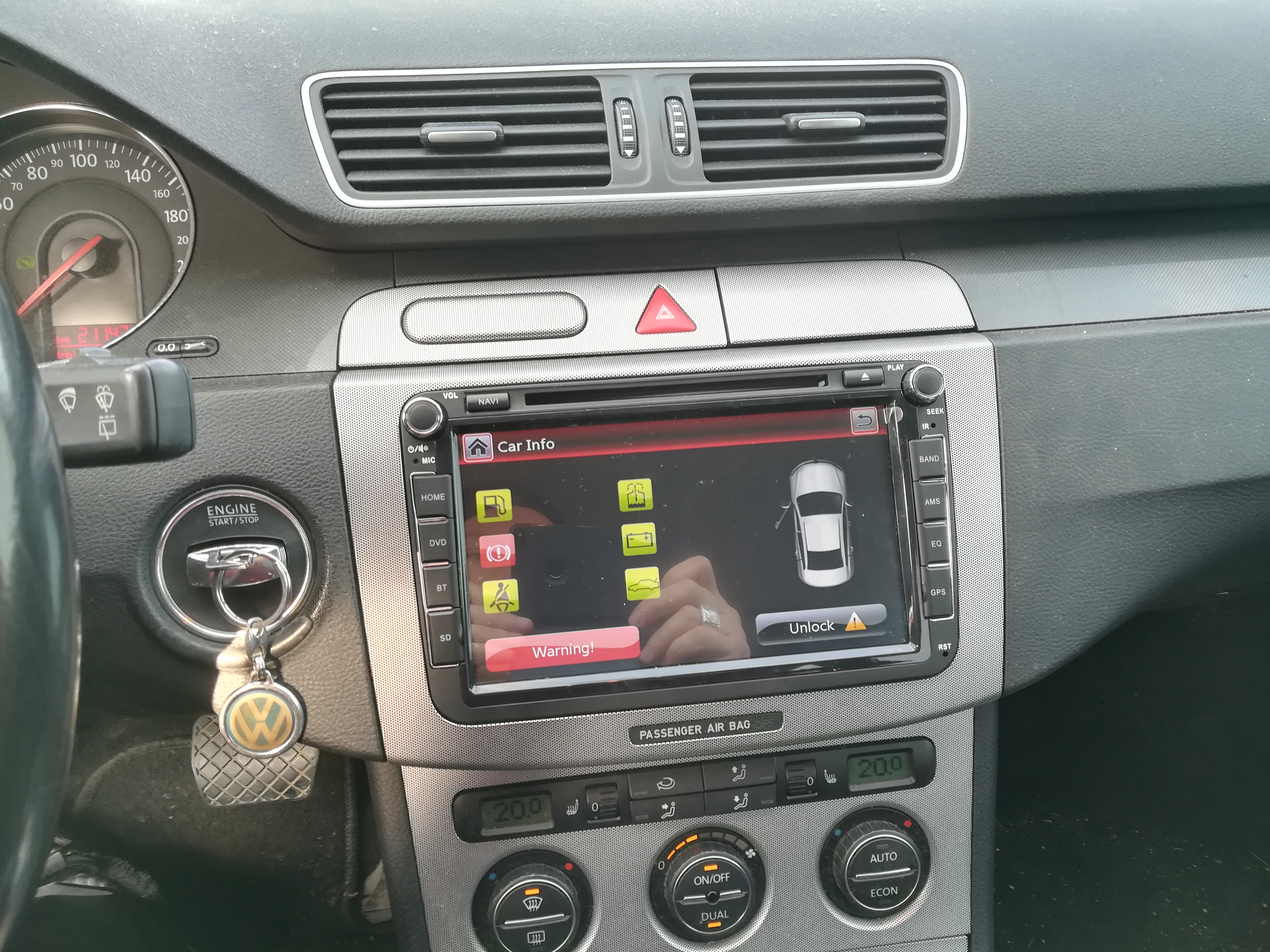 Montáž autorádia MNS810 do vozu Volkswagen passat b6