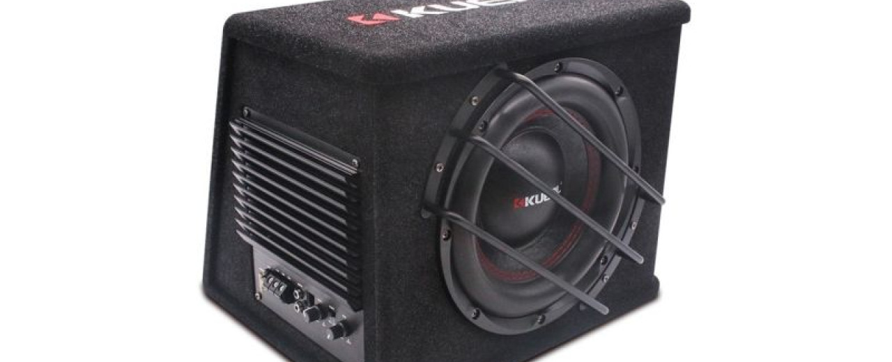 SP-AB05 KUERL Těžký Aktivní Subwooferový Box 10", 150W: Subwoofer, Který Přináší Hudební Zážitek do Vašeho Auta