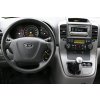 KIA Carnival 2002 2006 interier 3