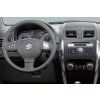Suzuki SX4 interier s OEM autoradiem 3