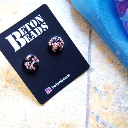 Růžové betonové náušnice Beton Beads