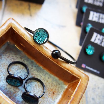 Betonový šperk Beton Beads tyrkysový náramek