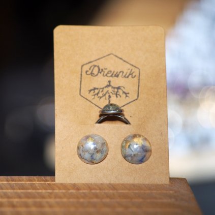 Šperky s květinou rozrazil rozekvítek