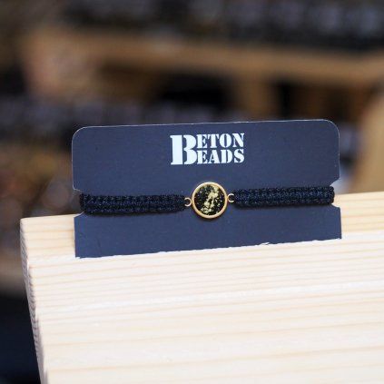 Beton Beads černozlatý narámek na šňůrce
