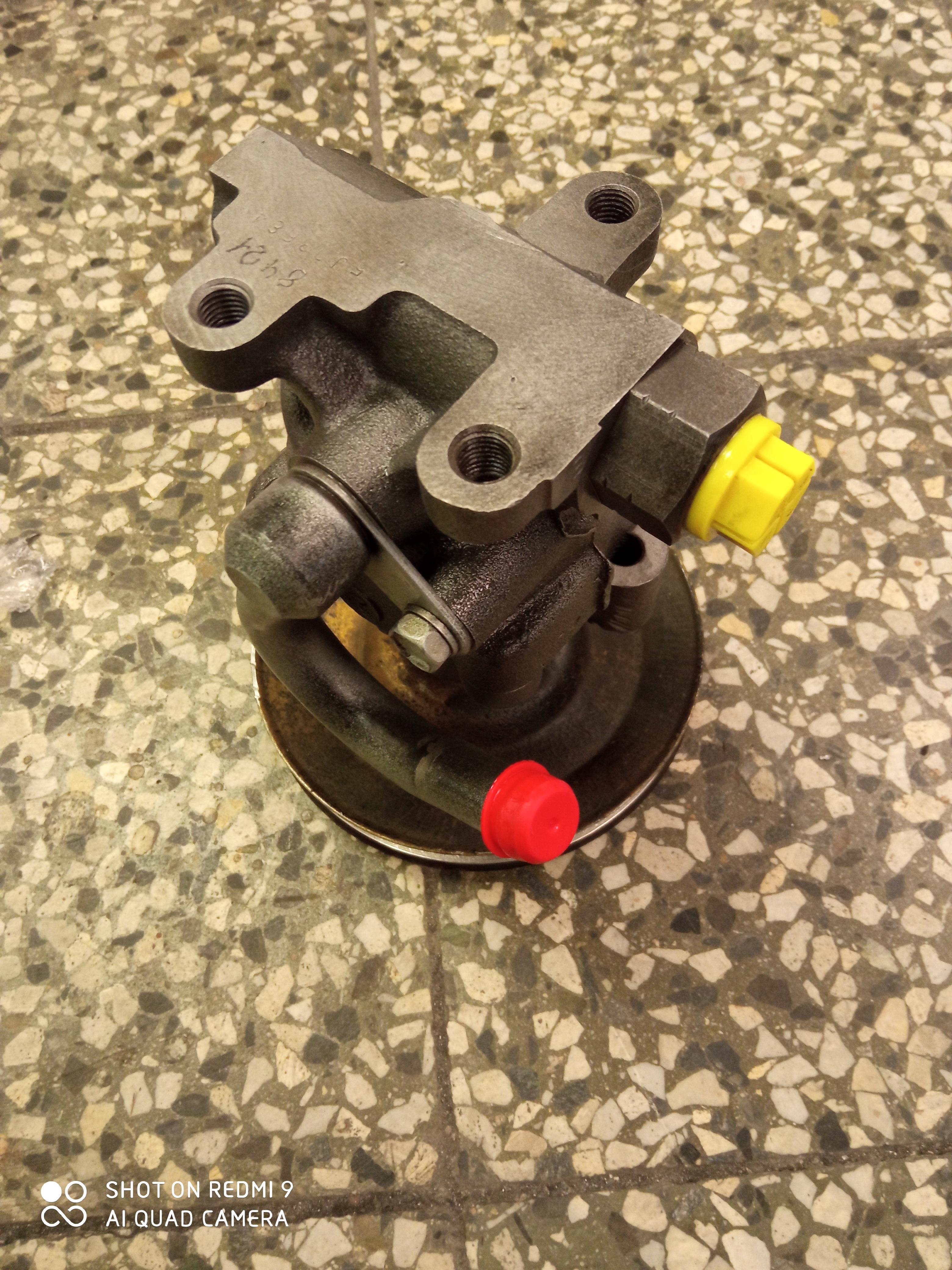 Toyota HILUX 2.4D 1996 - oprava servočerpadla