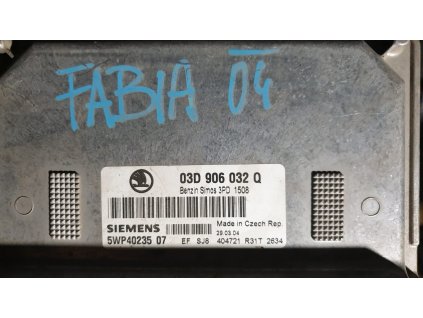 Řídící jednotka motoru Škoda 03D 906 032 Q