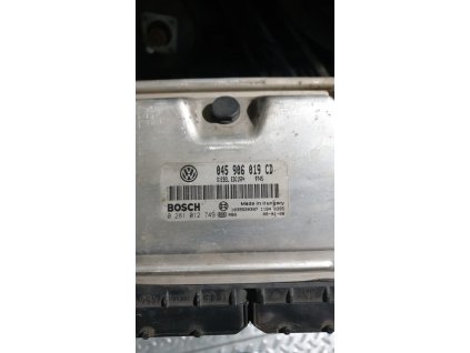 Řídící jednotka motoru 045 906 019 CD