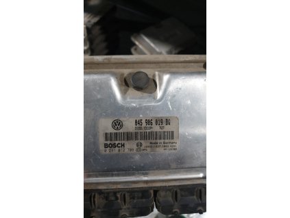 Řídící jednotka motoru Škoda 045 906 019 BQ