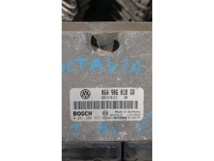 Řídící jednotka motoru 06A 906 018 GR