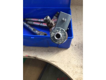 5D9261D7 9B93 4739 80DA 4274CEE746EA