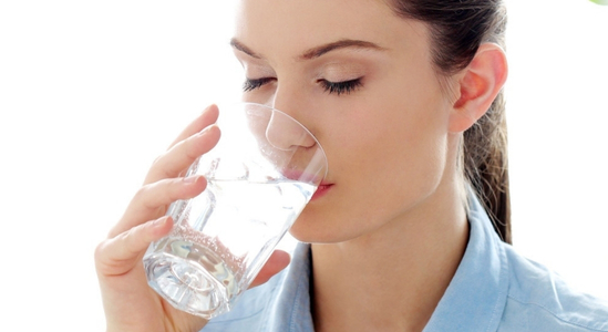 Sucho v ústach a jeho príčiny: ako sa tohto nepríjemného pocitu zbaviť?