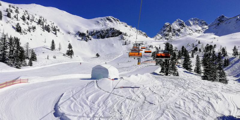 A unique holiday in Austria right on the slopes!