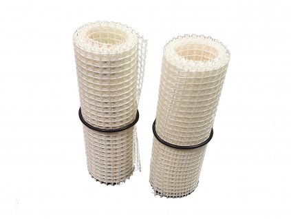 Protective netting for climbing belts