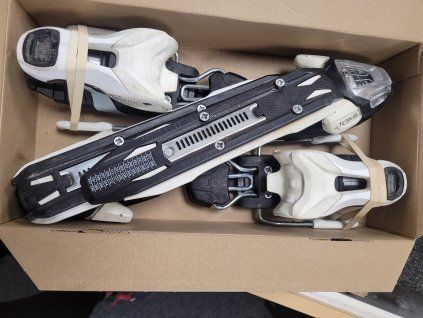 Vázání ATOMIC DIN 10 GW