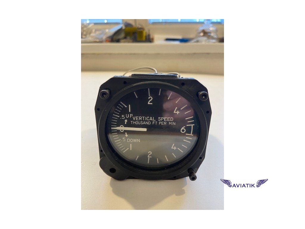 Variometr United Instruments 7060 Type IV, ±6 000 ft/min
