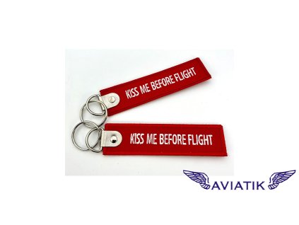 Schluesselanhaenger KISS ME BEFORE FLIGHT 500472 1 1920x1920
