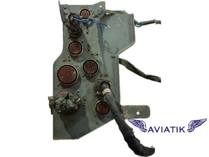 SU-22 Panel konektorů