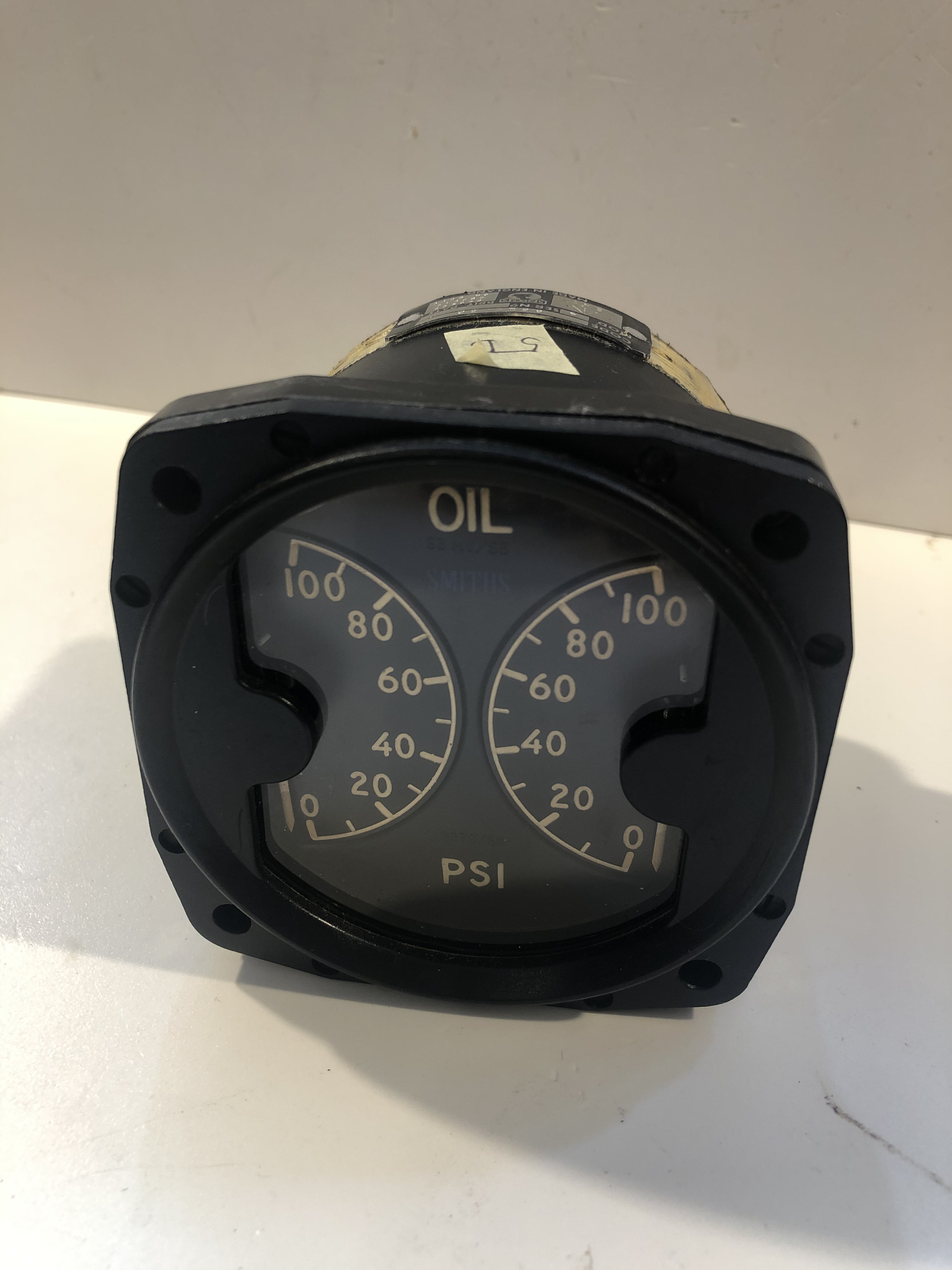 Tlakoměr oleje 83MV/SB