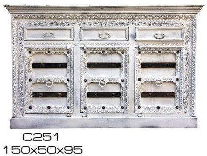 4473 3 rustikalni zdobena komoda bila s vyrezavanymi ornamenty antic 150x50x95