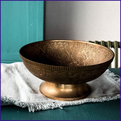 mosazná mísa
