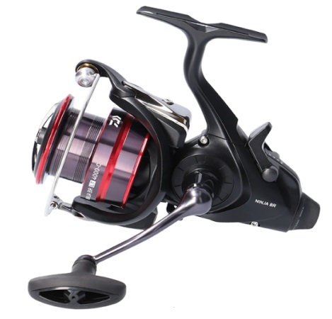 Daiwa Naviják 20 Ninja BR LT 4000-C