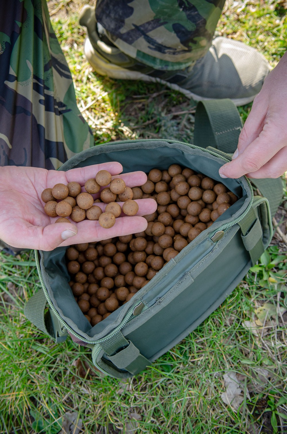 Wychwood Taška Na Krmivo Tactical HD Bait Caddy - Obrázek 4